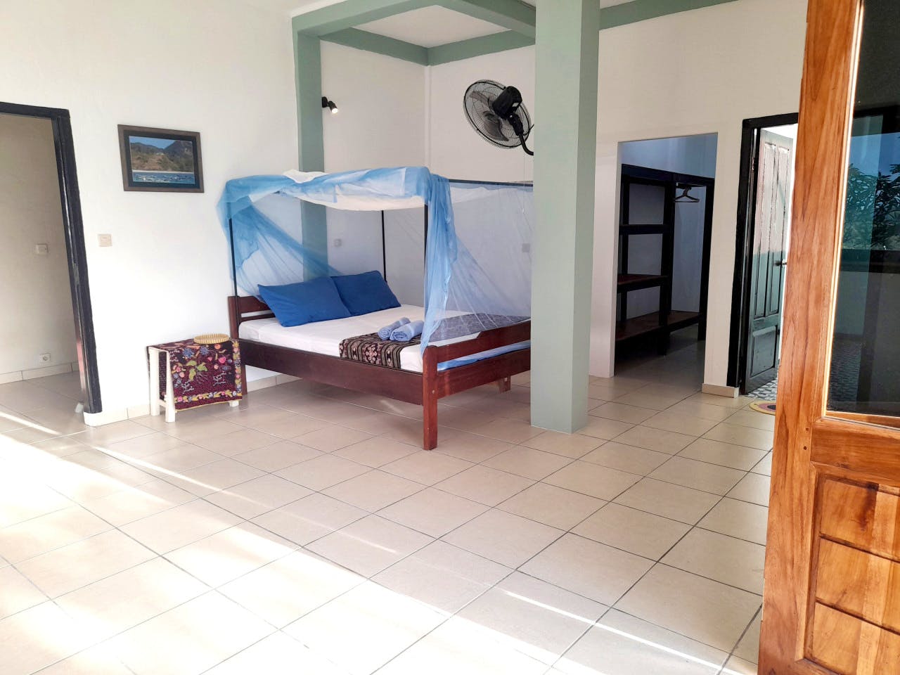 Ocean View Room - Remote Quiet Villa w/ Coworking + Terrace + Yoga - Gallery - 9