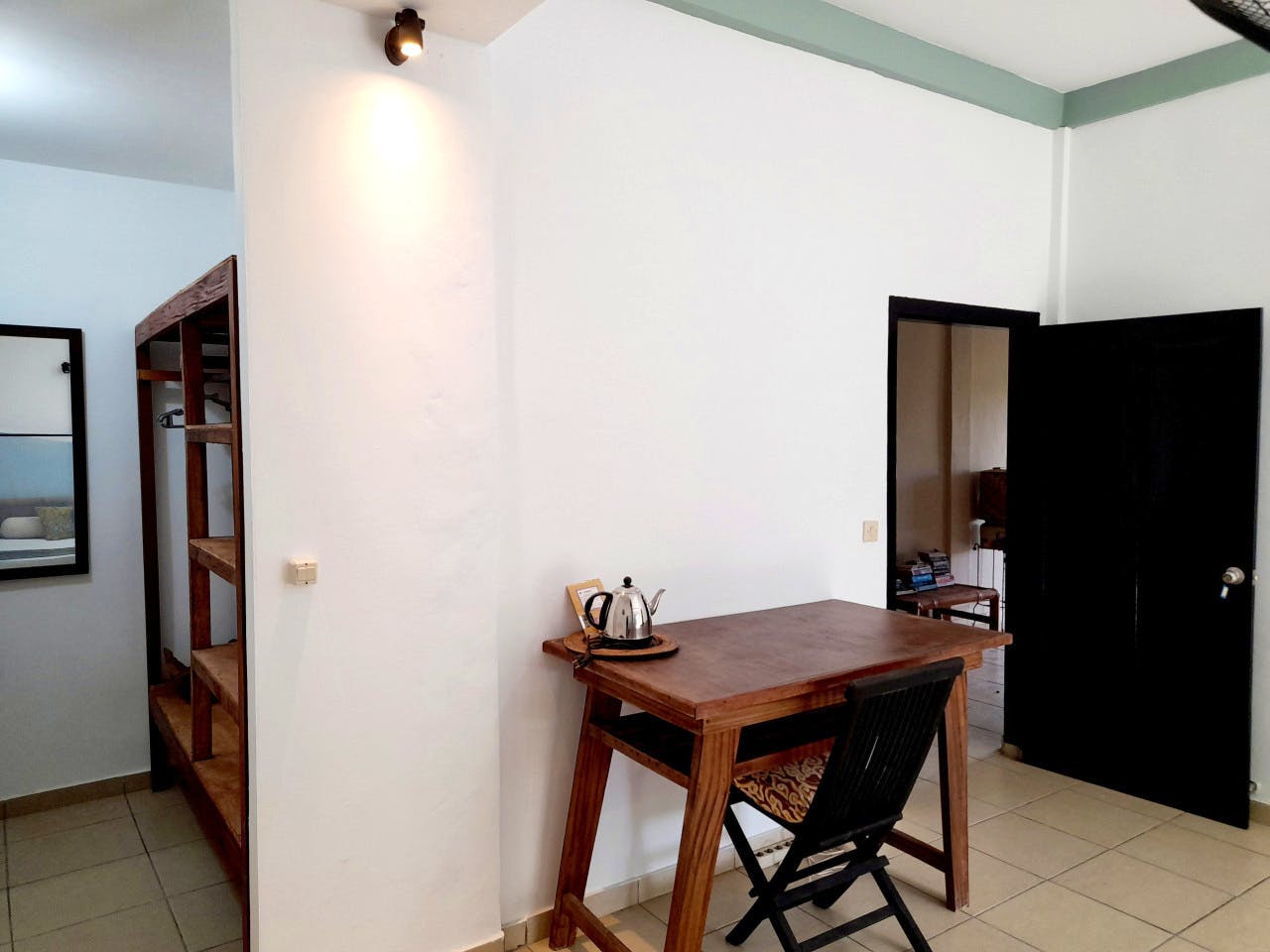 Mountain View Room - Remote Quiet Villa w/ Coworking + Terrace + Yoga - Gallery - 8
