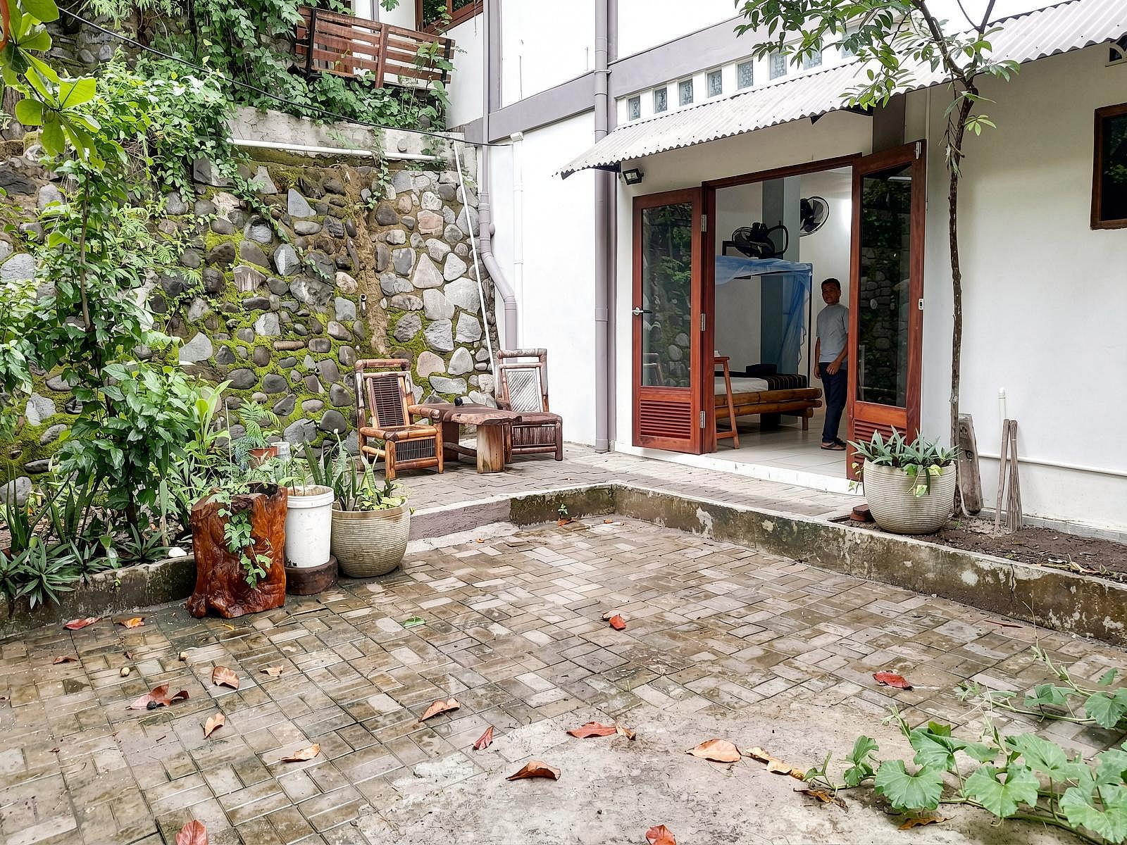 Mountain View Room - Remote Quiet Villa w/ Coworking + Terrace + Yoga - Gallery - 22