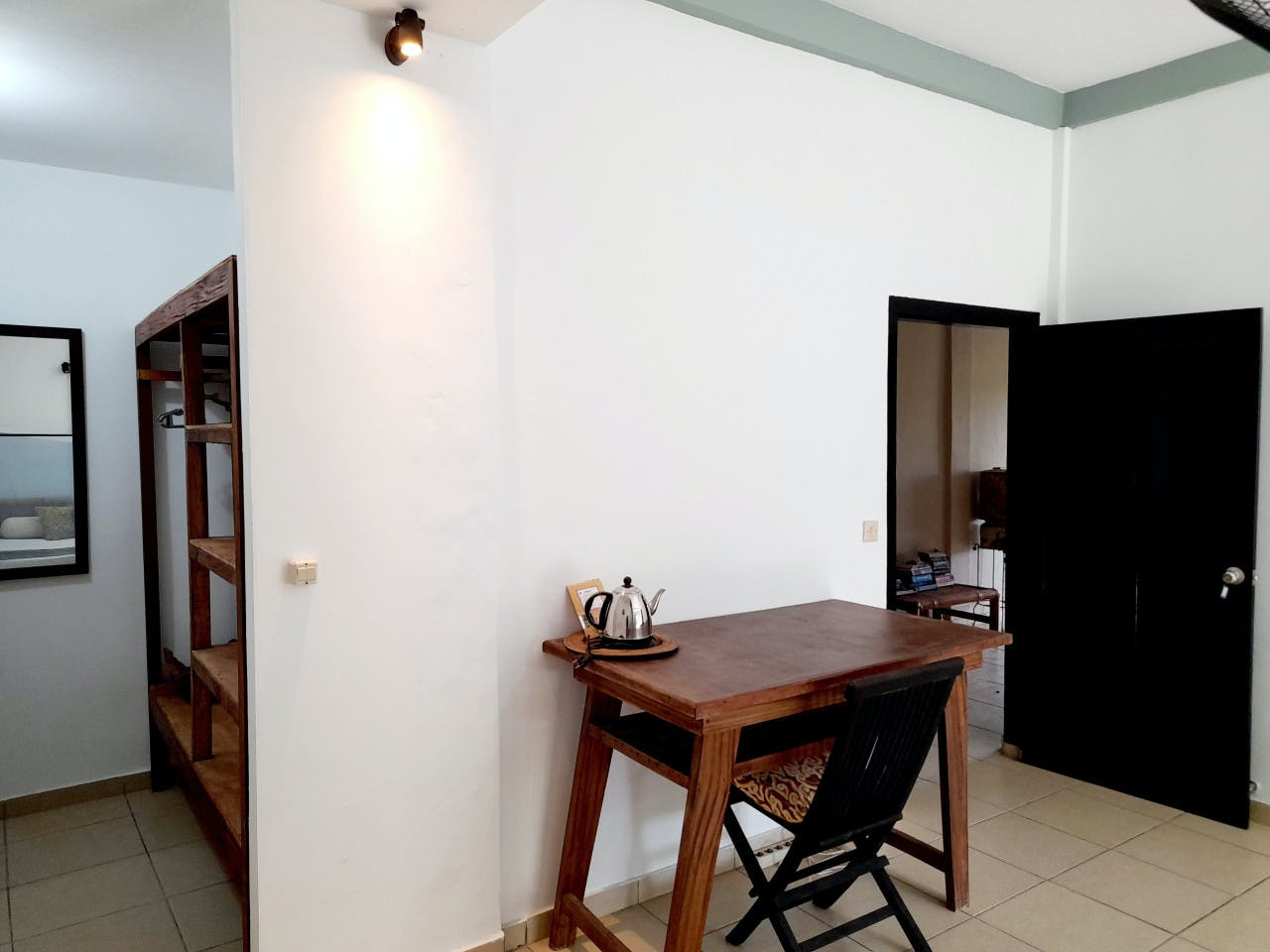 Mountain View Room - Remote Quiet Villa w/ Coworking + Terrace + Yoga - Gallery - 4