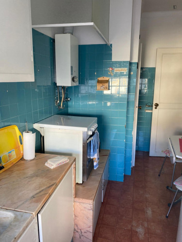 Nice double bedroom close to Agualva-Cacém train station