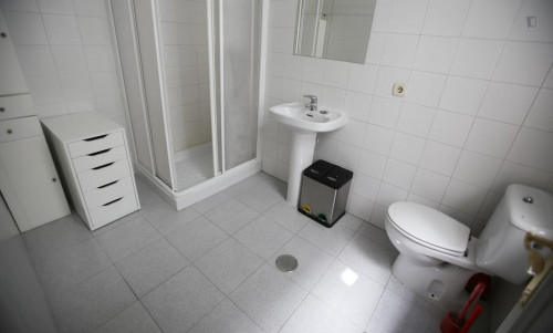 Single bedroom near lively La Latina - Gallery - 5