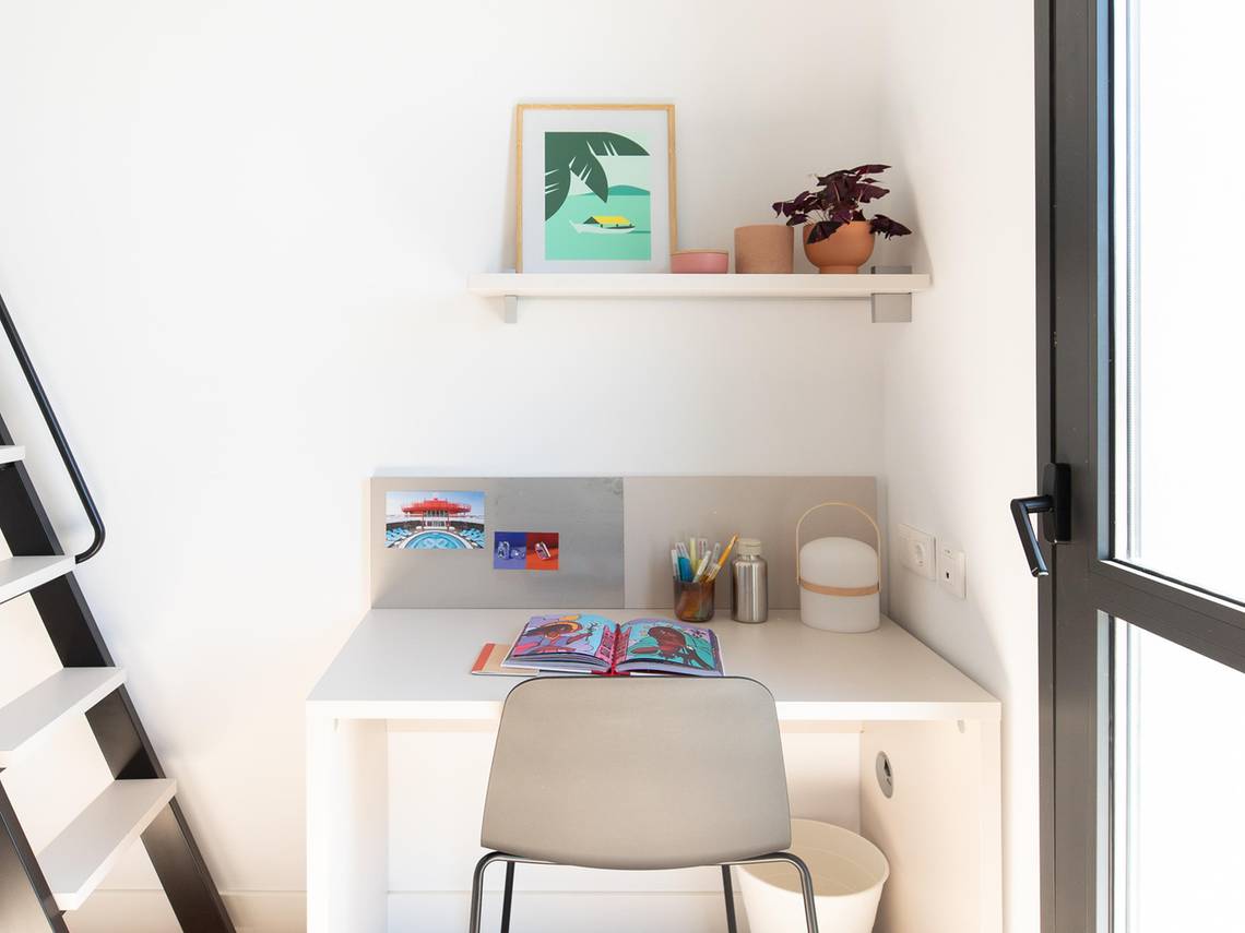  Single With Kitchen And Balcony  -  Cartuja  - Gallery -  8