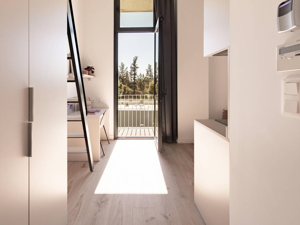  Single With Kitchen And Balcony  -  Cartuja  - Gallery -  2