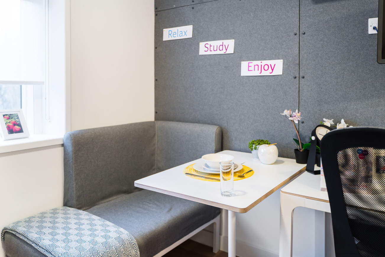  Premium Plus  -  Unilife Sparkford House  - Gallery -  10