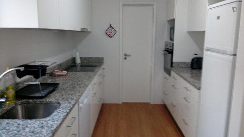 Homely 3-bedroom flat next to Póvoa de Varzim metro station
