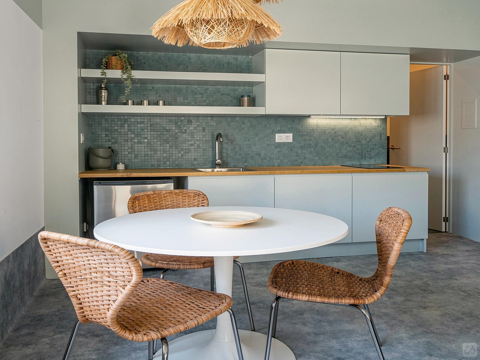 Studio - Coastal Coliving Retreat with Surfing & Wellness in Charming Esmoriz - Gallery - 45
