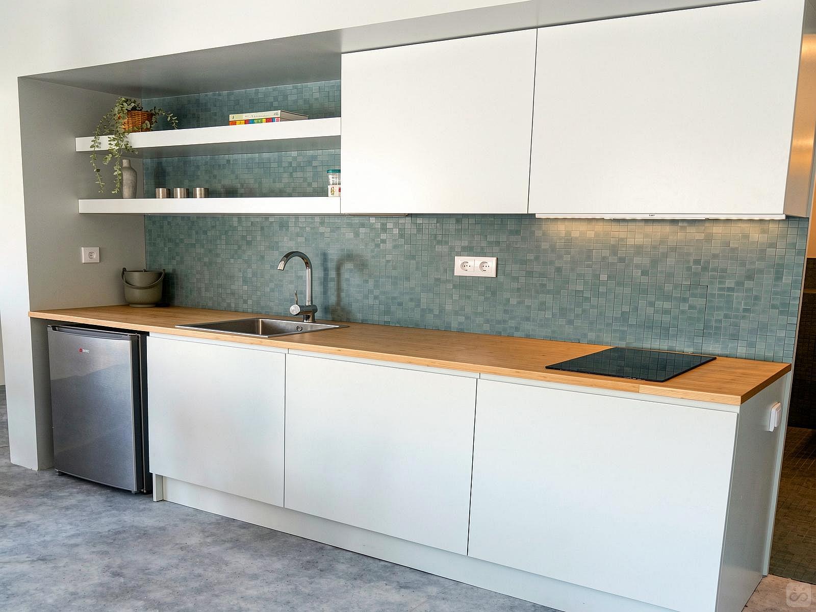 Studio - Coastal Coliving Retreat with Surfing & Wellness in Charming Esmoriz - Gallery - 44