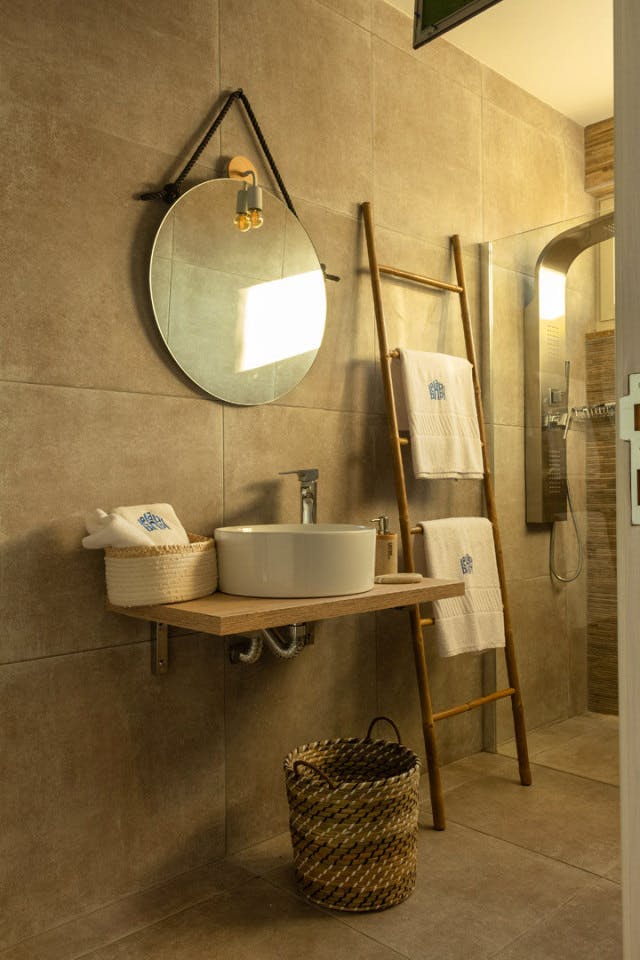 Twin Suite - Coastal Coliving Retreat with Surfing & Wellness in Charming Esmoriz - Gallery - 8