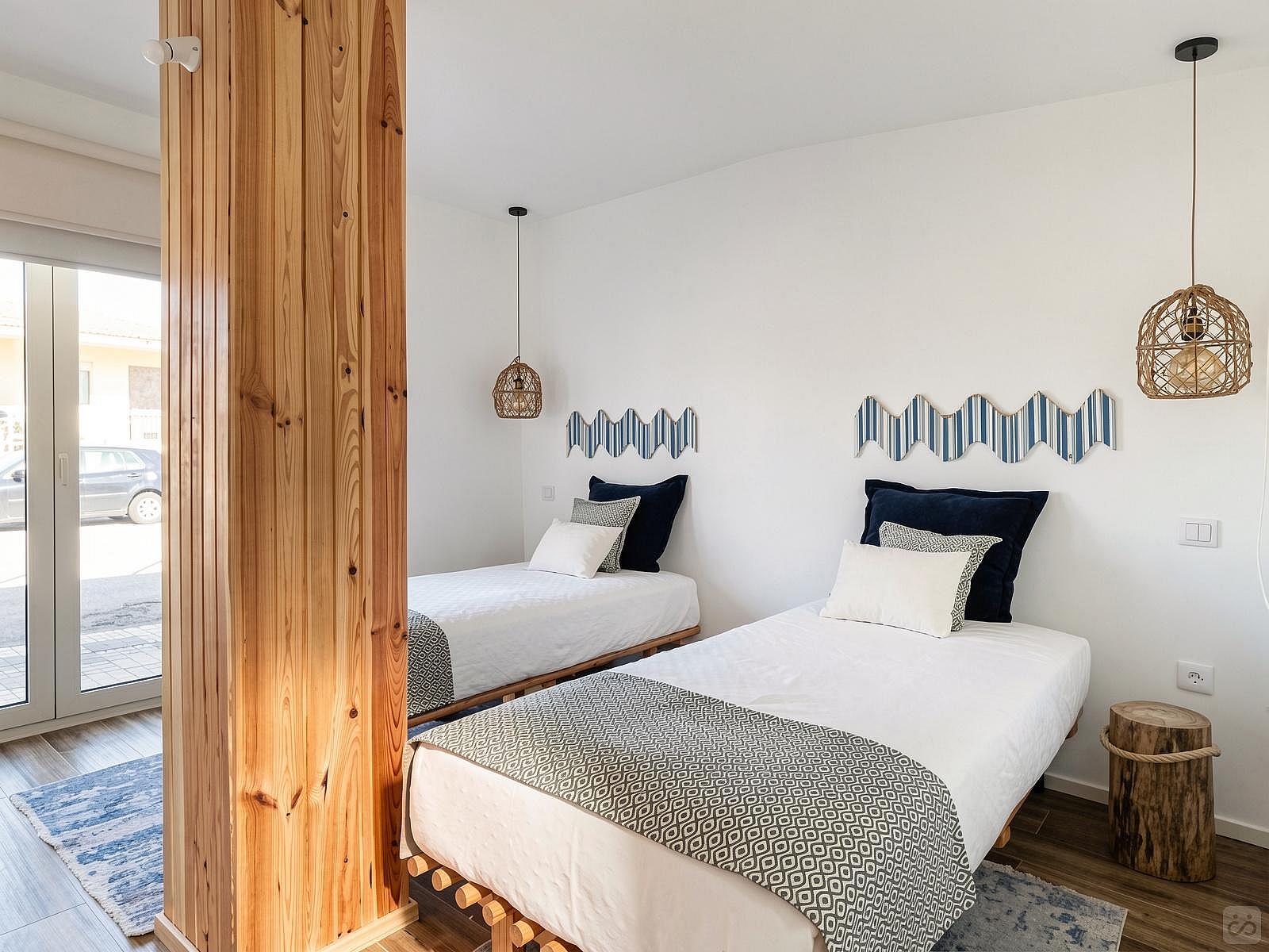 Twin Room - Coastal Coliving Retreat with Surfing & Wellness in Charming Esmoriz - Gallery - 25