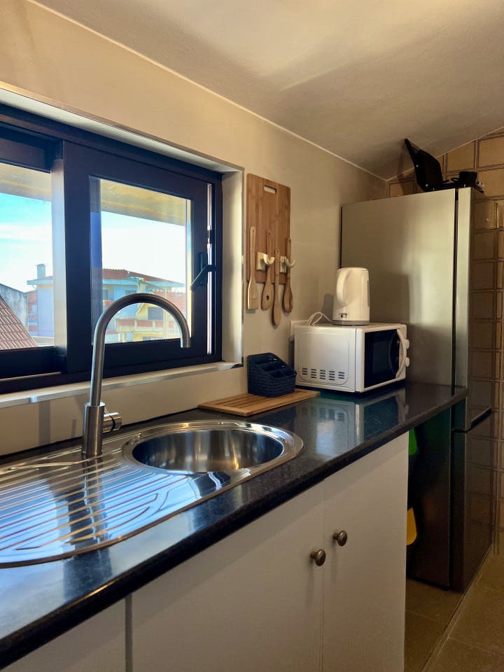 Sea View Apartment - Coastal Coliving Retreat with Surfing & Wellness in Charming Esmoriz - Gallery - 8