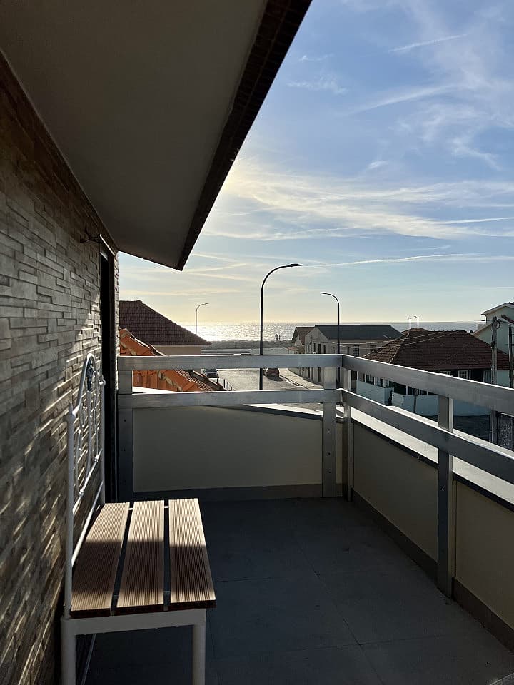 Sea View Apartment - Coastal Coliving Retreat with Surfing & Wellness in Charming Esmoriz - Gallery - 19