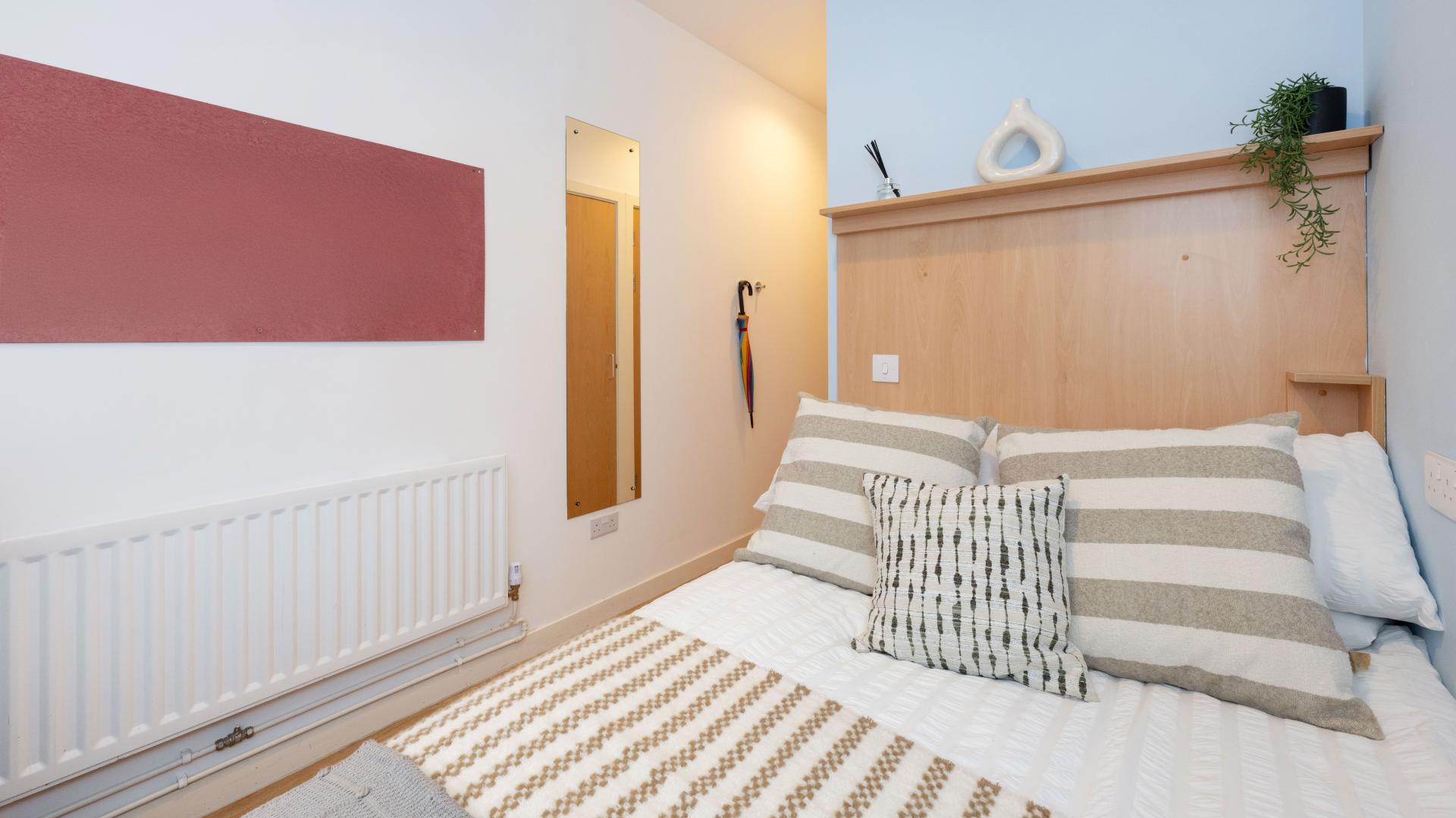 6 Bed Classic En-Suite - 6