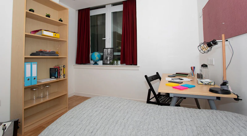  5 Bed Classic En-Suite  -  200 Cowgate  - Gallery -  4