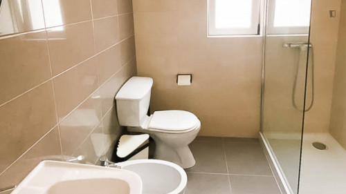 Exquisite double ensuite bedroom, in Ponta