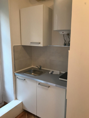 Student-friendly studio in Gaztambide - Gallery - 4