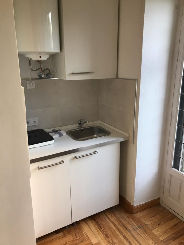 Student-friendly studio in Gaztambide - Gallery - 2