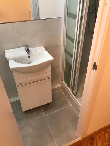 Student-friendly studio in Gaztambide - Gallery - 8