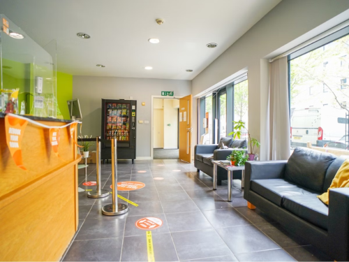 Beaverbank Place - Gallery - 10