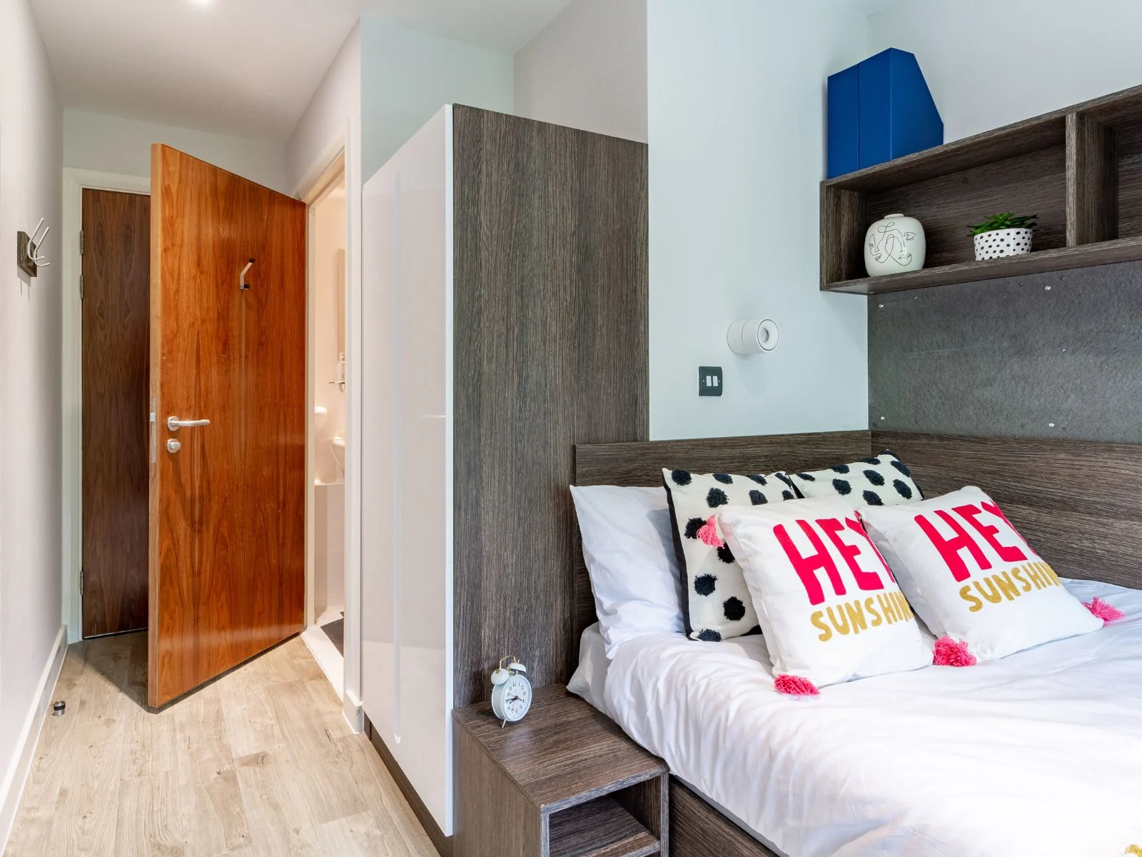 Classic En Suite - Cricket Field Court - Gallery - 11