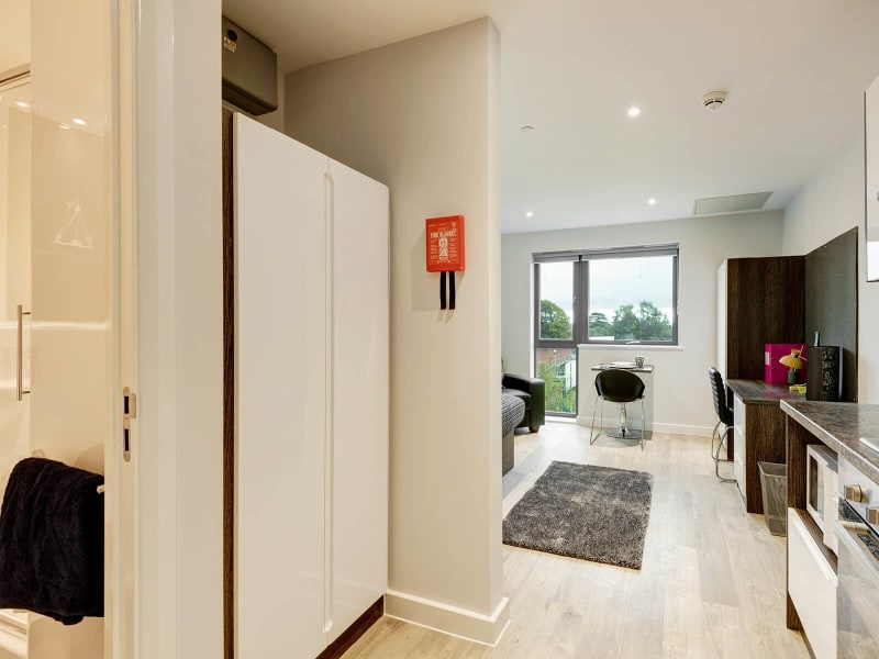 Premium Plus Studio - Cricket Field Court - Gallery - 5