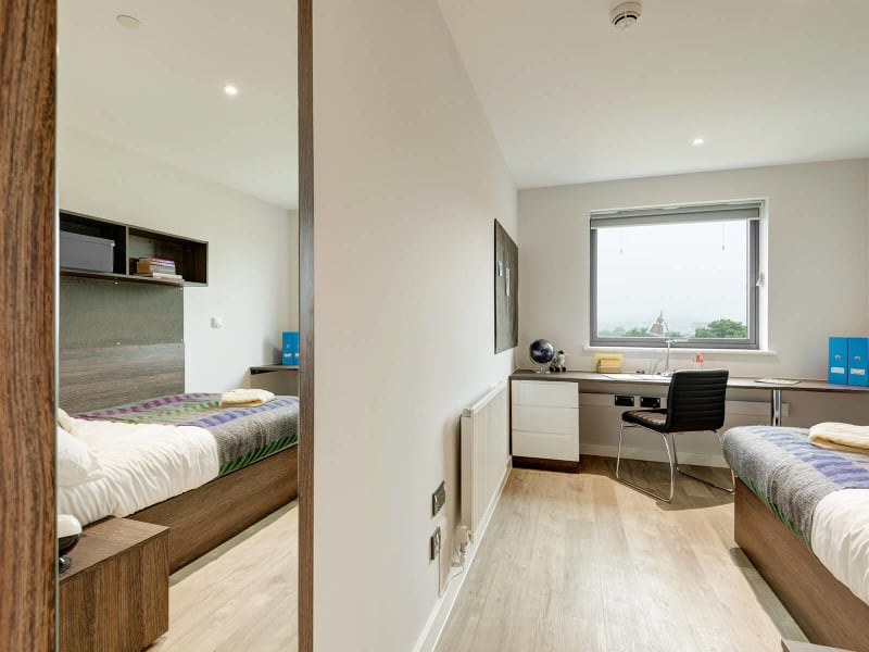 Premium En Suite - Cricket Field Court - Gallery - 2