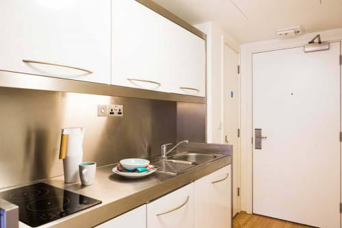  Bronze Studio (Lower Level)  -  London Nest Chapter Portobello - Flexible Tenancies  - Gallery -  1