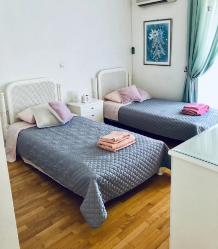 Stunning 2-bedroom near center of Varkiza - Gallery - 7