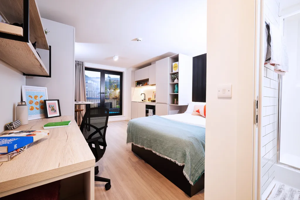 Premium - Iona Street - Gallery - 3
