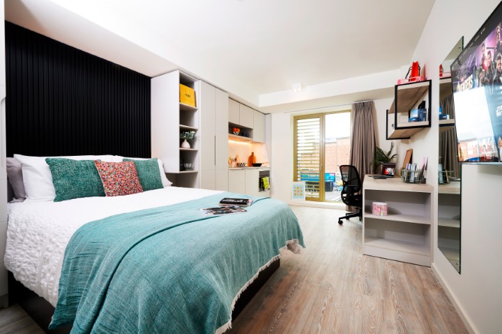 Classic - Bruce Street - Gallery - 1