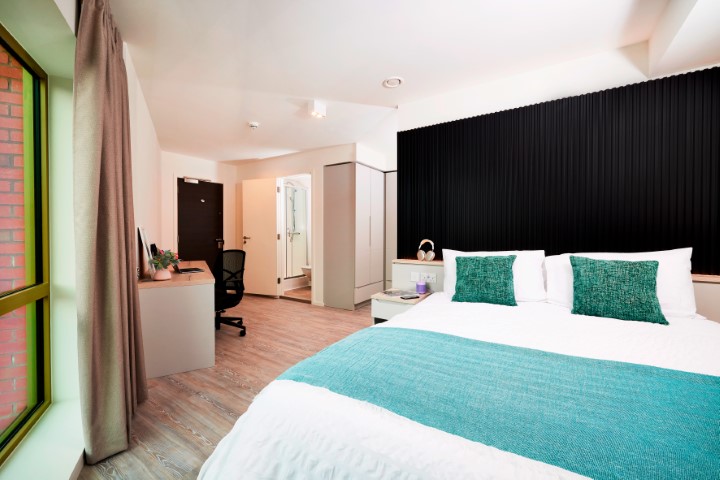  Deluxe  -  Bruce Street  - Gallery -  1