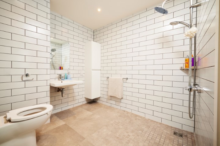 Accessible Room - Bruce Street - Gallery - 3