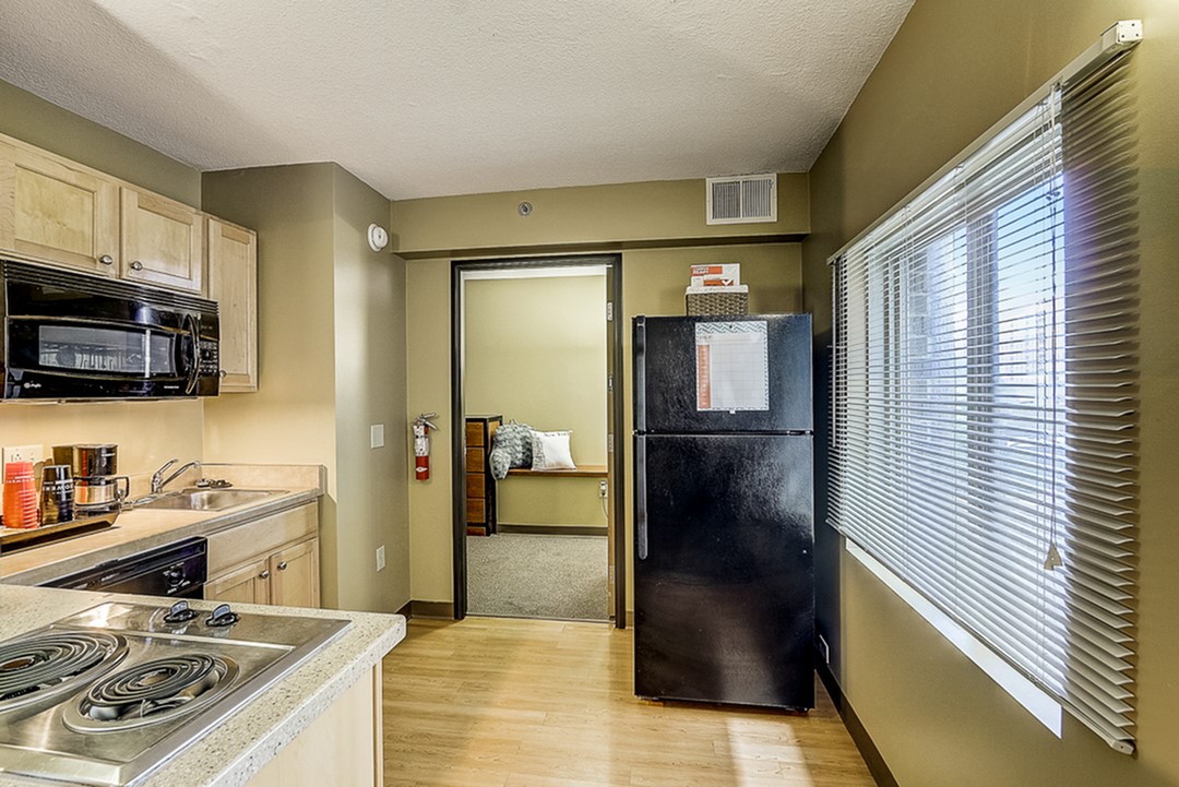 Three Bed Apartment - C2 - The Towers on State - Gallery - 5