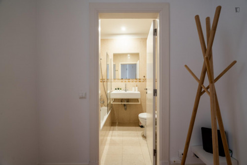 Tasteful 1-bedroom apartment in Campo de Ourique - Gallery - 7