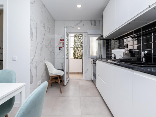 Charismatic 3-bedroom flat near the Faro train station