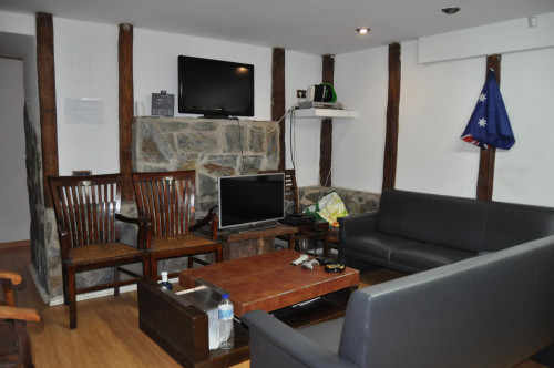 Pleasant double bedroom in trendy Malasaña - Gallery - 16