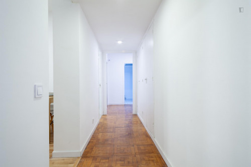 Well-equipped double bedroom in Sant Gervasi - Gallery - 10