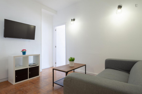 Well-equipped double bedroom in Sant Gervasi - Gallery - 20
