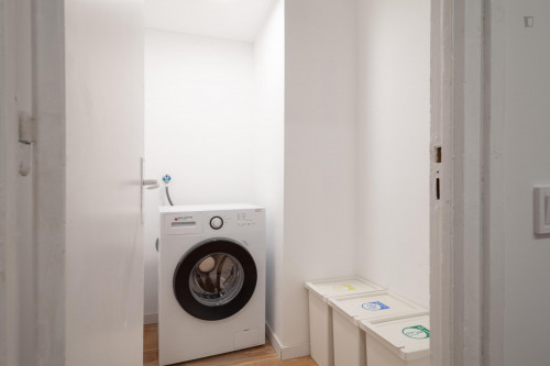 Well-equipped double bedroom in Sant Gervasi - Gallery - 15