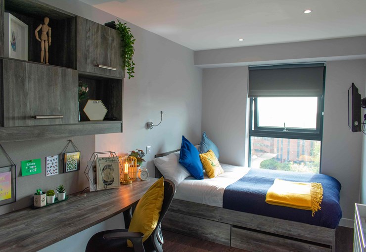  3 Bed Penthouse  -  Aparto Queens Court  - Gallery -  1