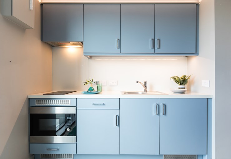  Bronze Studio  -  Caton Court  - Gallery -  3