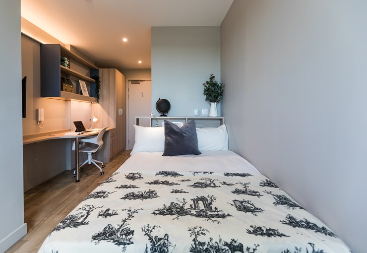  Bronze Studio  -  Caton Court  - Gallery -  1