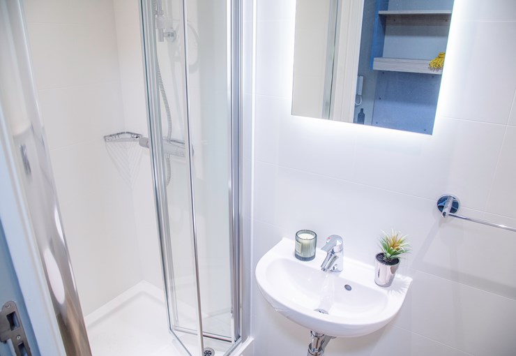  Bronze Studio  -  Caton Court  - Gallery -  2