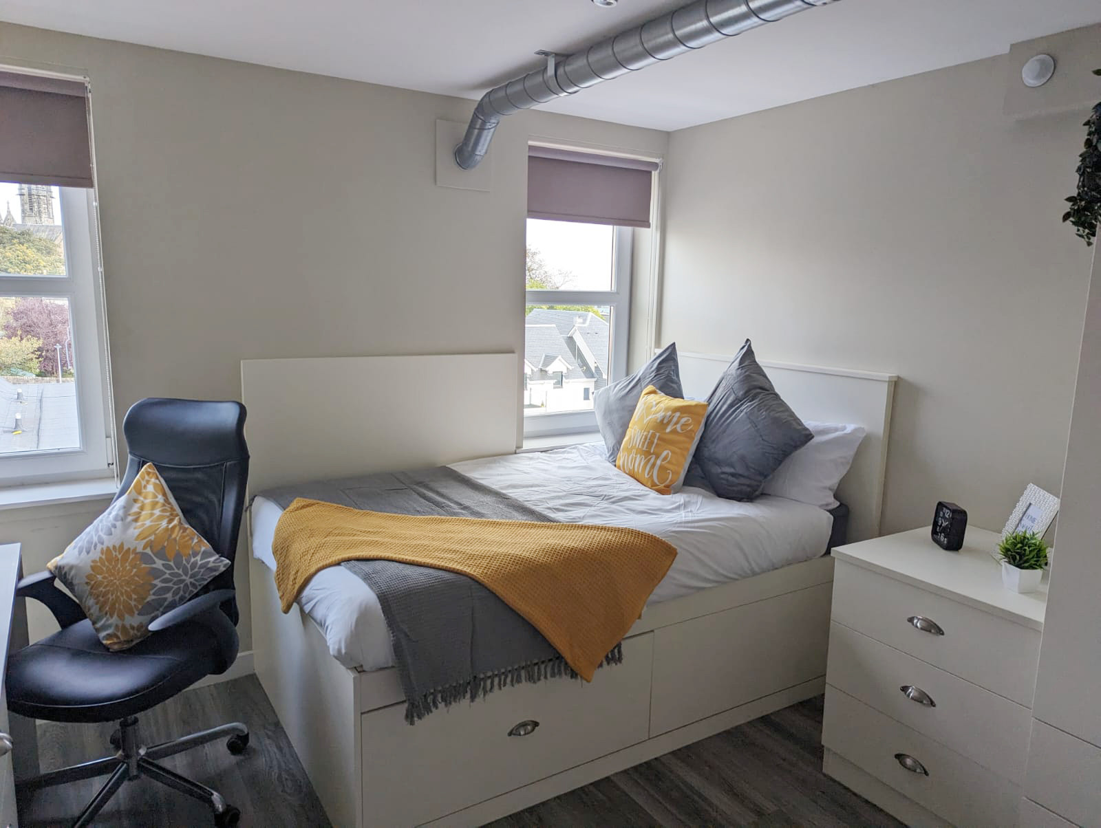 Deluxe Ensuite - Peterson Hall - Gallery - 3
