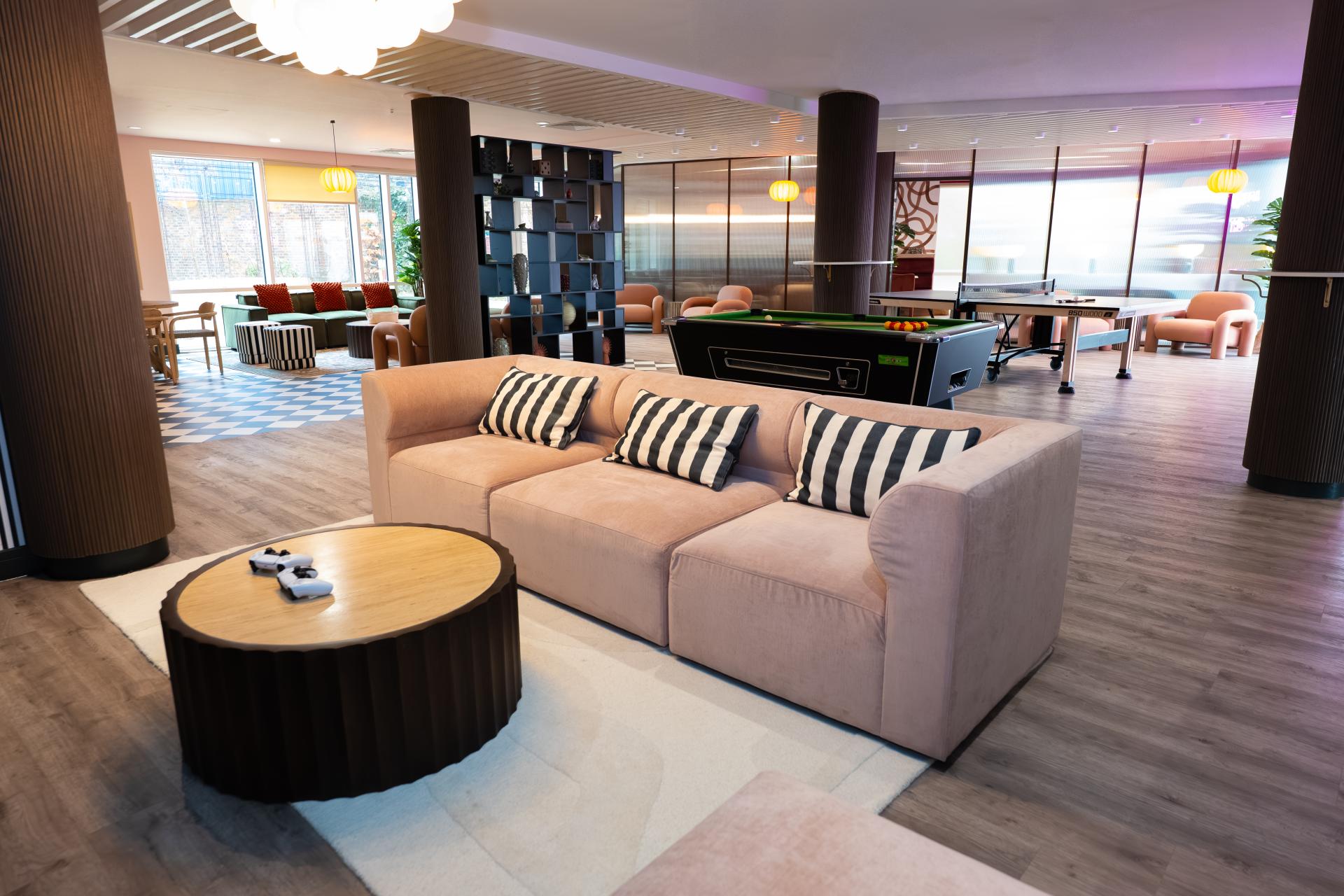  Bronze En-Suite  -  ايربيري كورت كنجستون  - Gallery -  32