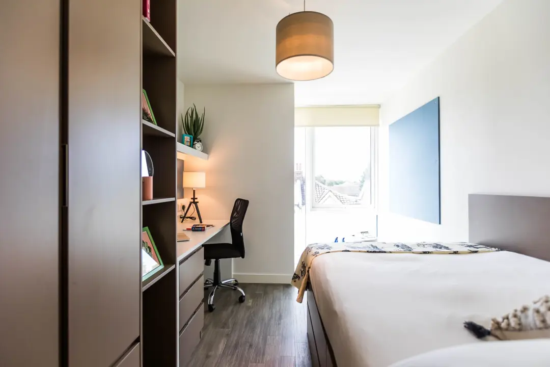  Gold En-Suite  -  Arbury Court Kingston  - Gallery -  1