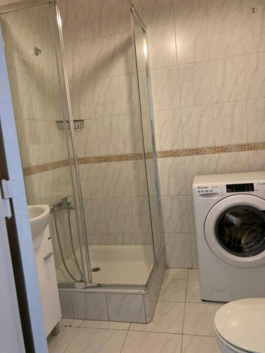 Cozy 1-Bedroom Flat in Oeiras, Steps from Beach Nova SBE - Gallery - 8