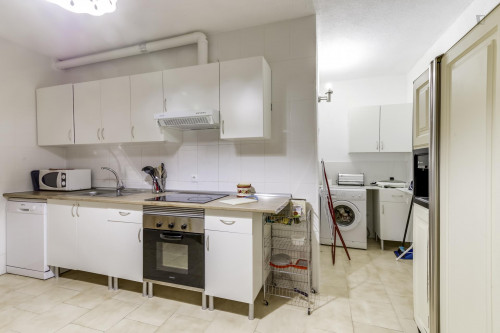 Snug single bedroom in a 5-bedroom house close to Universidad Europea de Madrid - Gallery - 14
