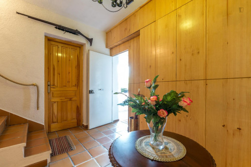 Snug single bedroom in a 5-bedroom house close to Universidad Europea de Madrid - Gallery - 4