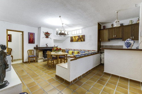 Snug single bedroom in a 5-bedroom house close to Universidad Europea de Madrid - Gallery - 15